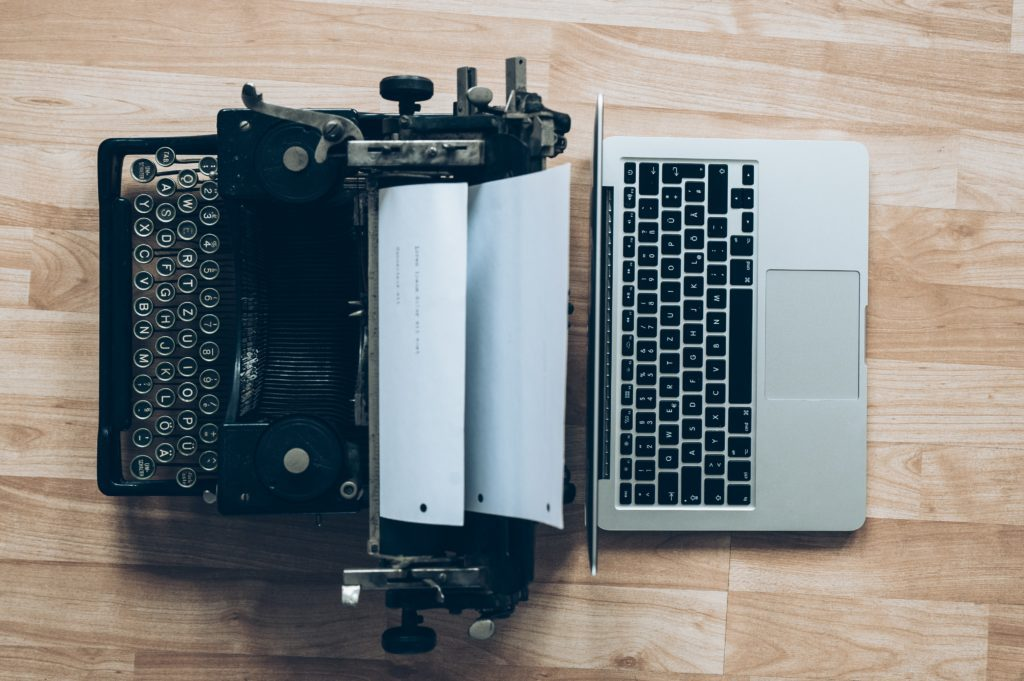 glenn carstens peters 1F4MukO0UNg unsplash 1024x681